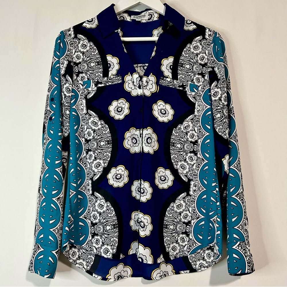Express Women’s The Portofino Button Up Blouse Blue Floral Print Size Small EUC
